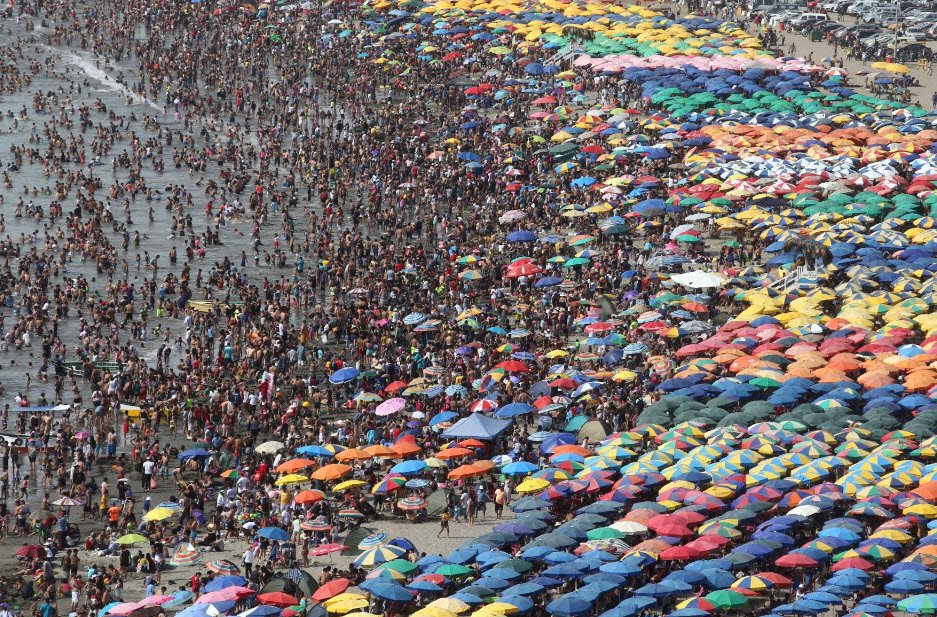 Playa Agua Dulce, Lima, Peru